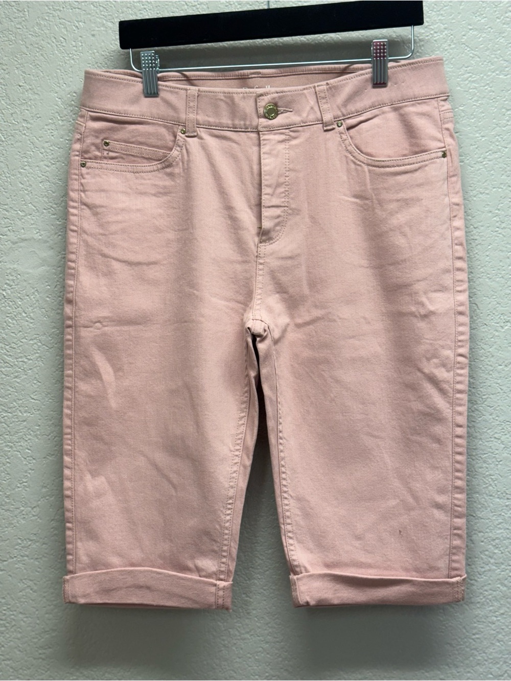 Rafaella Soft Pink Roll-Cuff Bermuda Shorts size 12 waist 17, Rise 11 like new